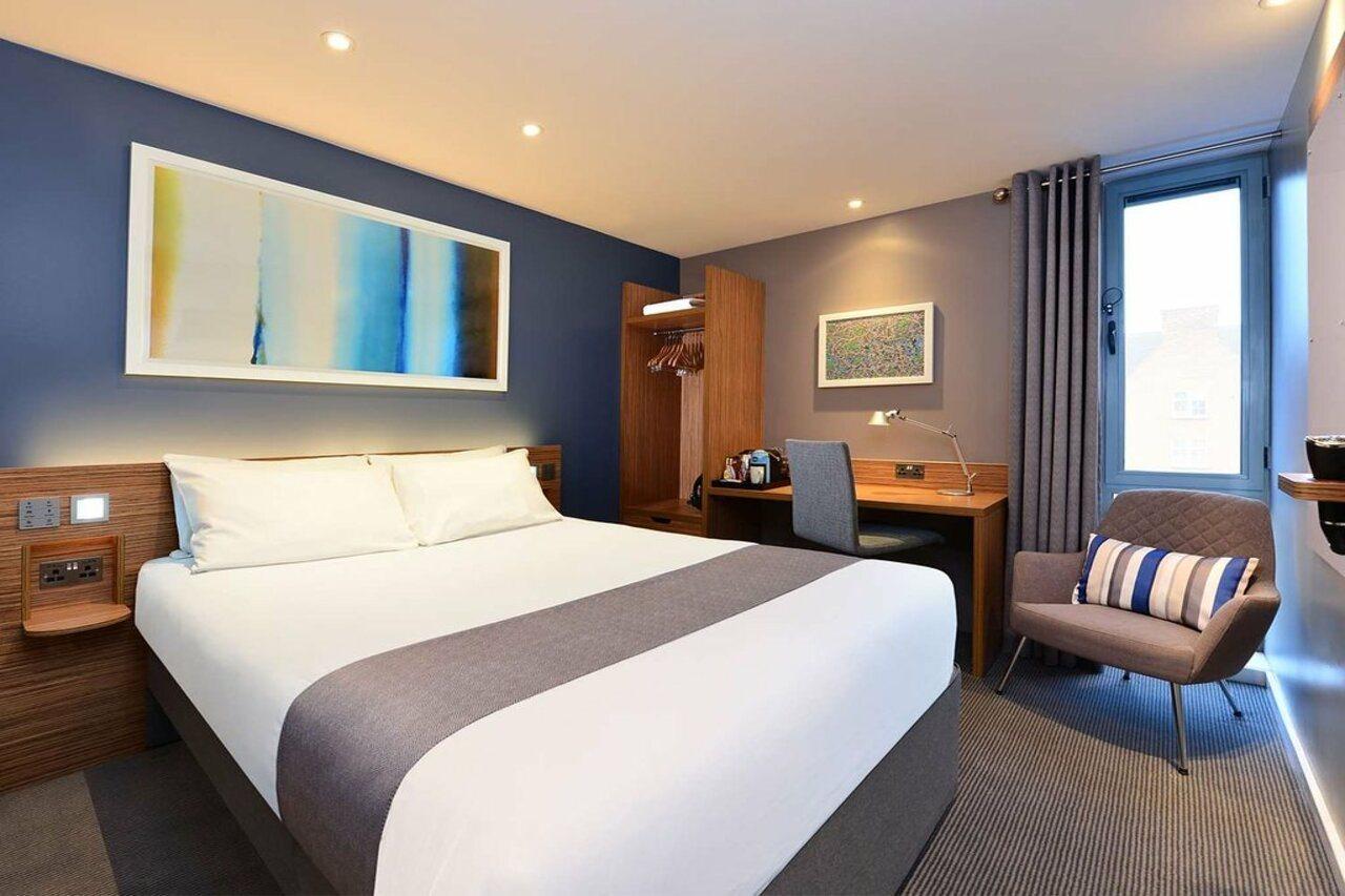 Travelodge London Covent Garden Exteriör bild