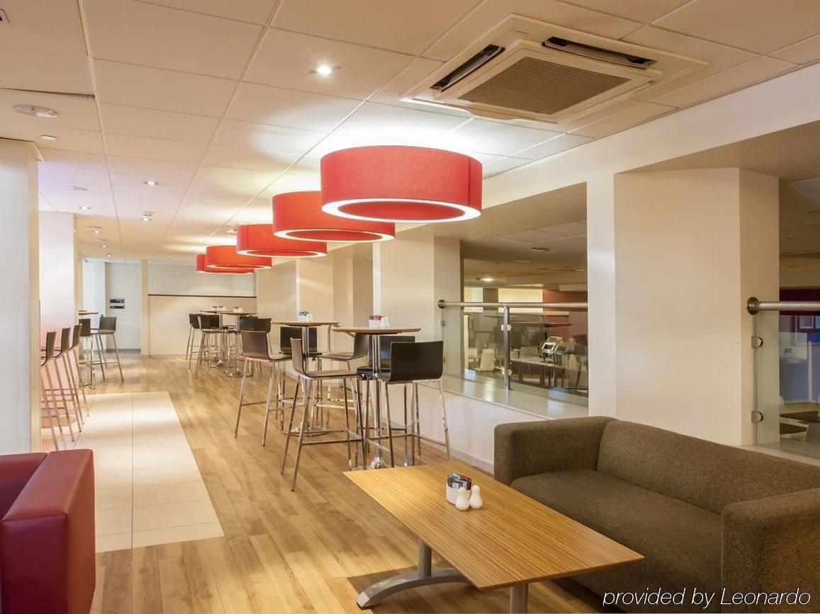 Travelodge London Covent Garden Exteriör bild